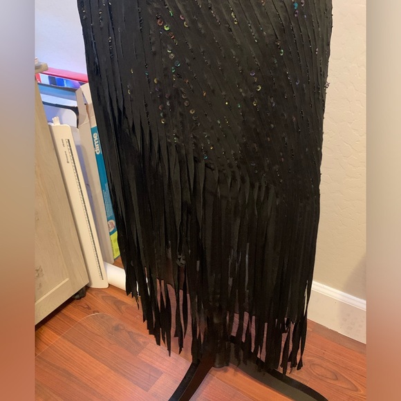 Hong Ni black sequined fringed cocktail dress, v-neck. New w/tags. Beautiful. - Picture 11 of 14